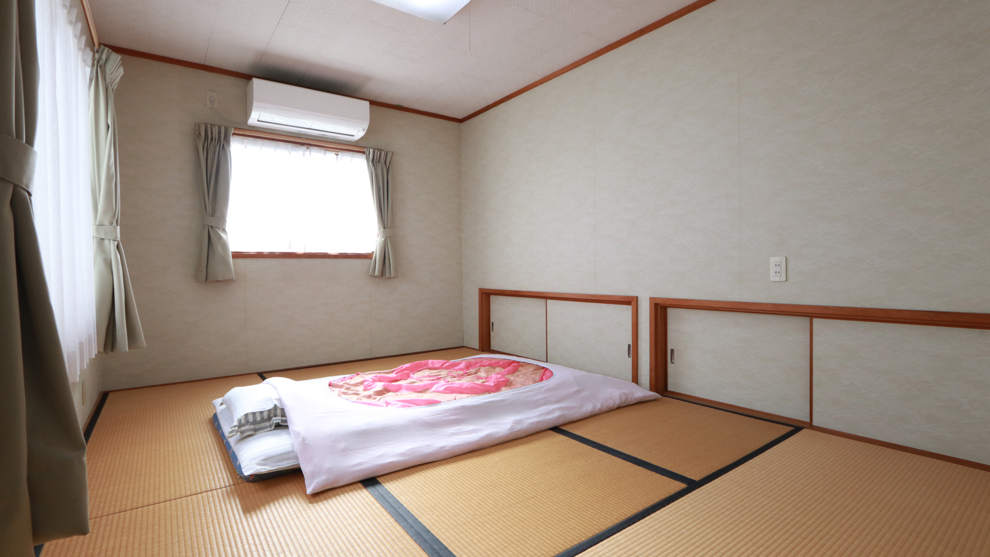 【昔懐かしいおまかせ和室－喫煙】