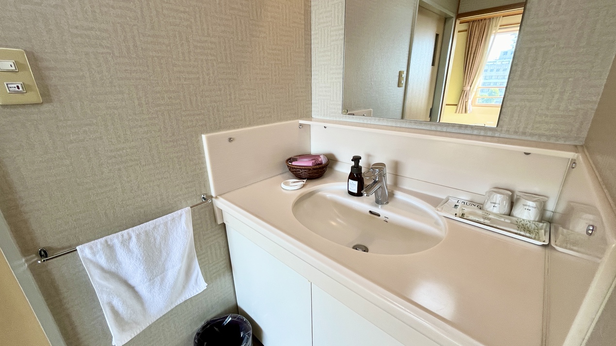 【禁煙】和室12畳　洗面所