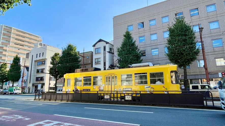 JR熊本駅から市電をご利用頂き「国府」又は「水前寺公園駅」が最寄り駅です。 ※Suica利用可