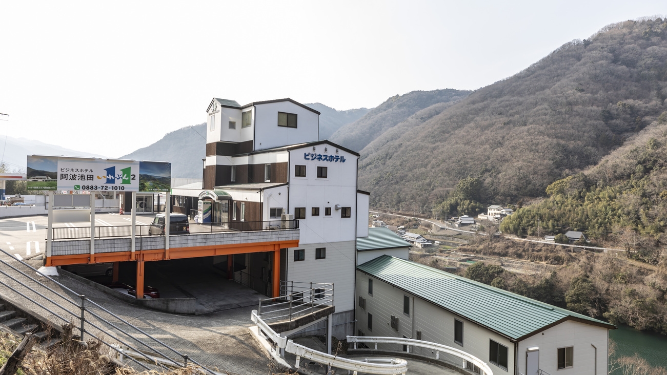 【通常プラン】リニューアルしたお部屋でごゆっくり！洋食・和食選べる無料朝食付き