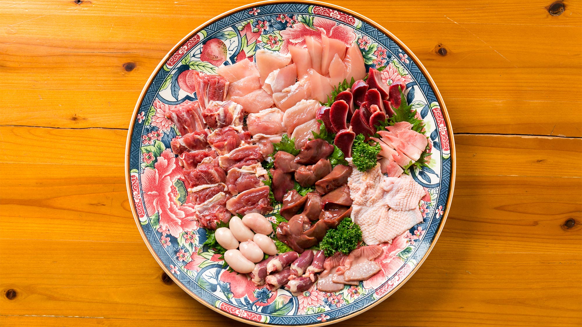 ・&ldquo;風景の味がする&rdquo; &ldquo;人生観が変わる鶏肉！！&rdquo;
