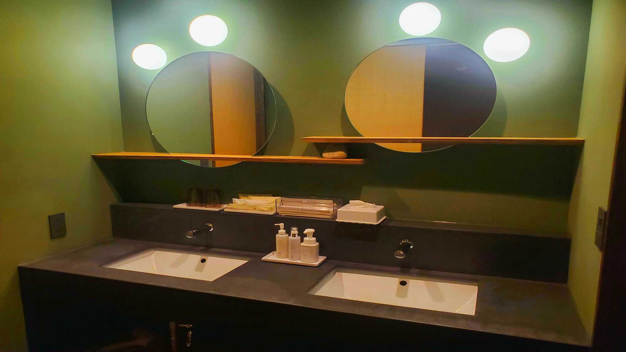 洗面所（デラックスツイン）