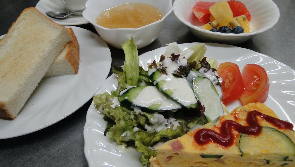 地元食材を生かしたイタリアンフルコースの夕食＋朝食付ベーシックプラン