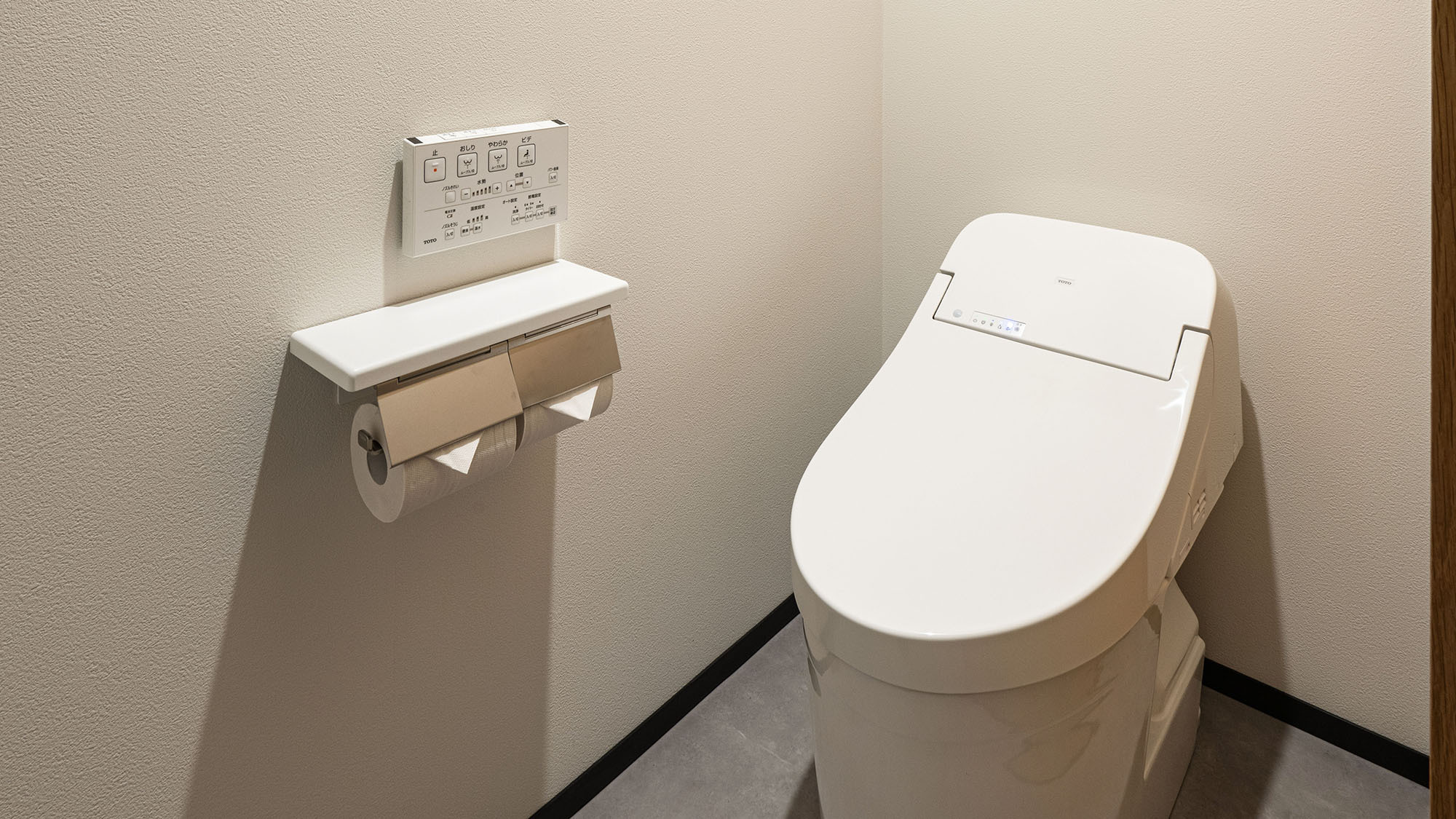 ・【ツイン(バス・トイレ別)】洗浄機能付の個室トイレがございます