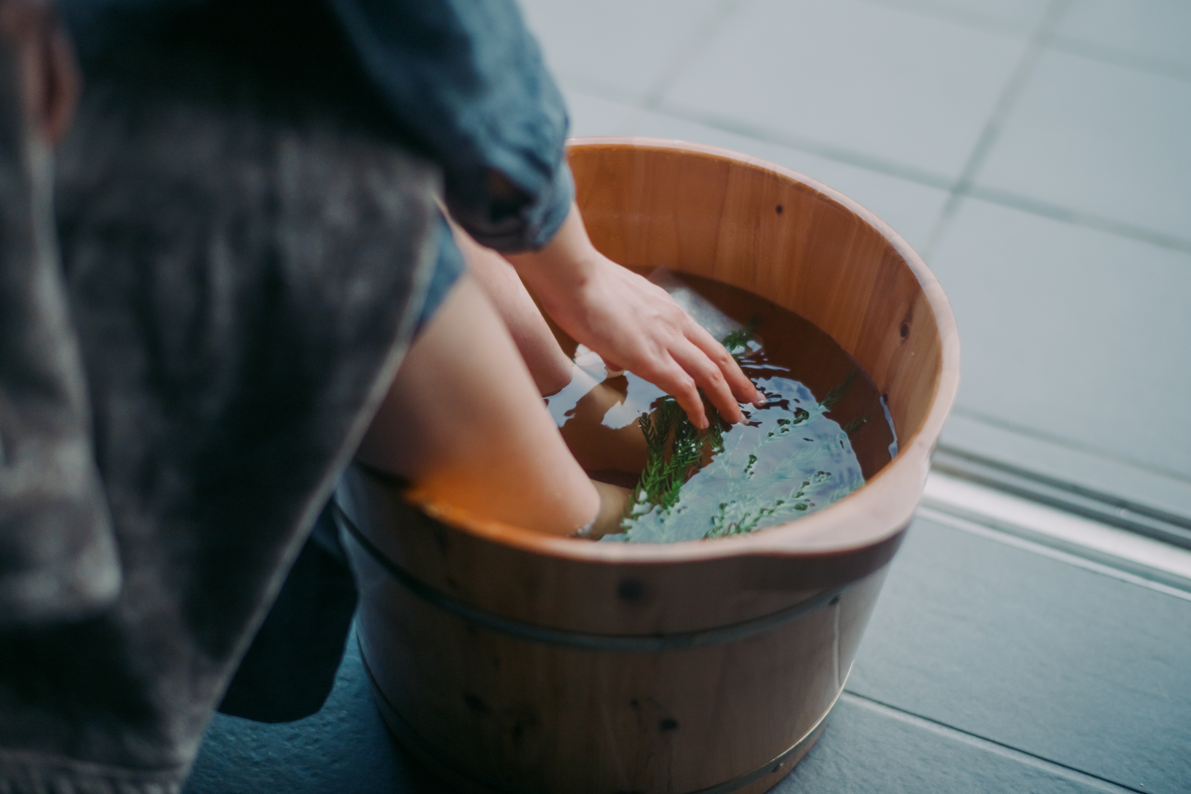 【体験】薬草足湯