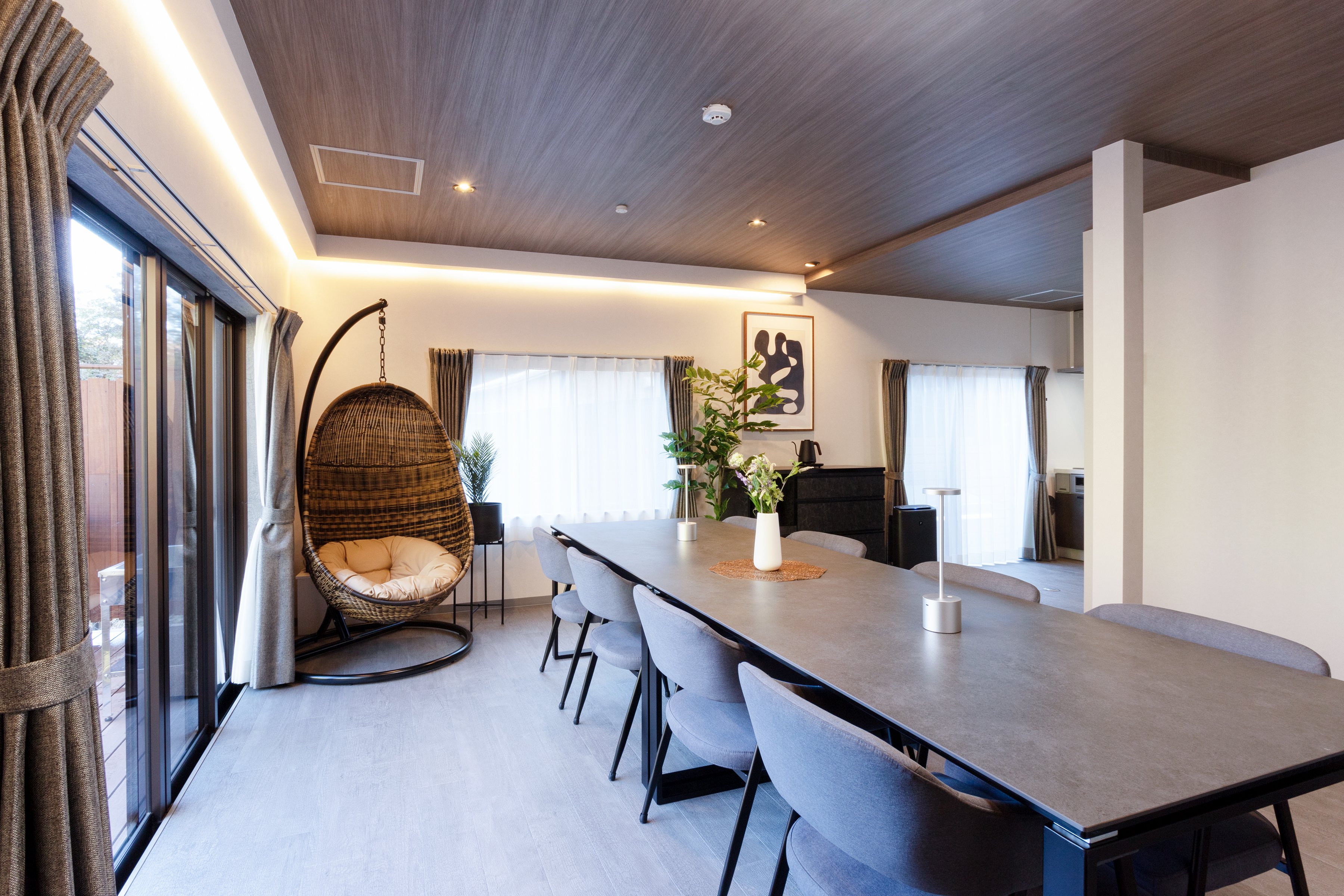 〔EAST〕リビング