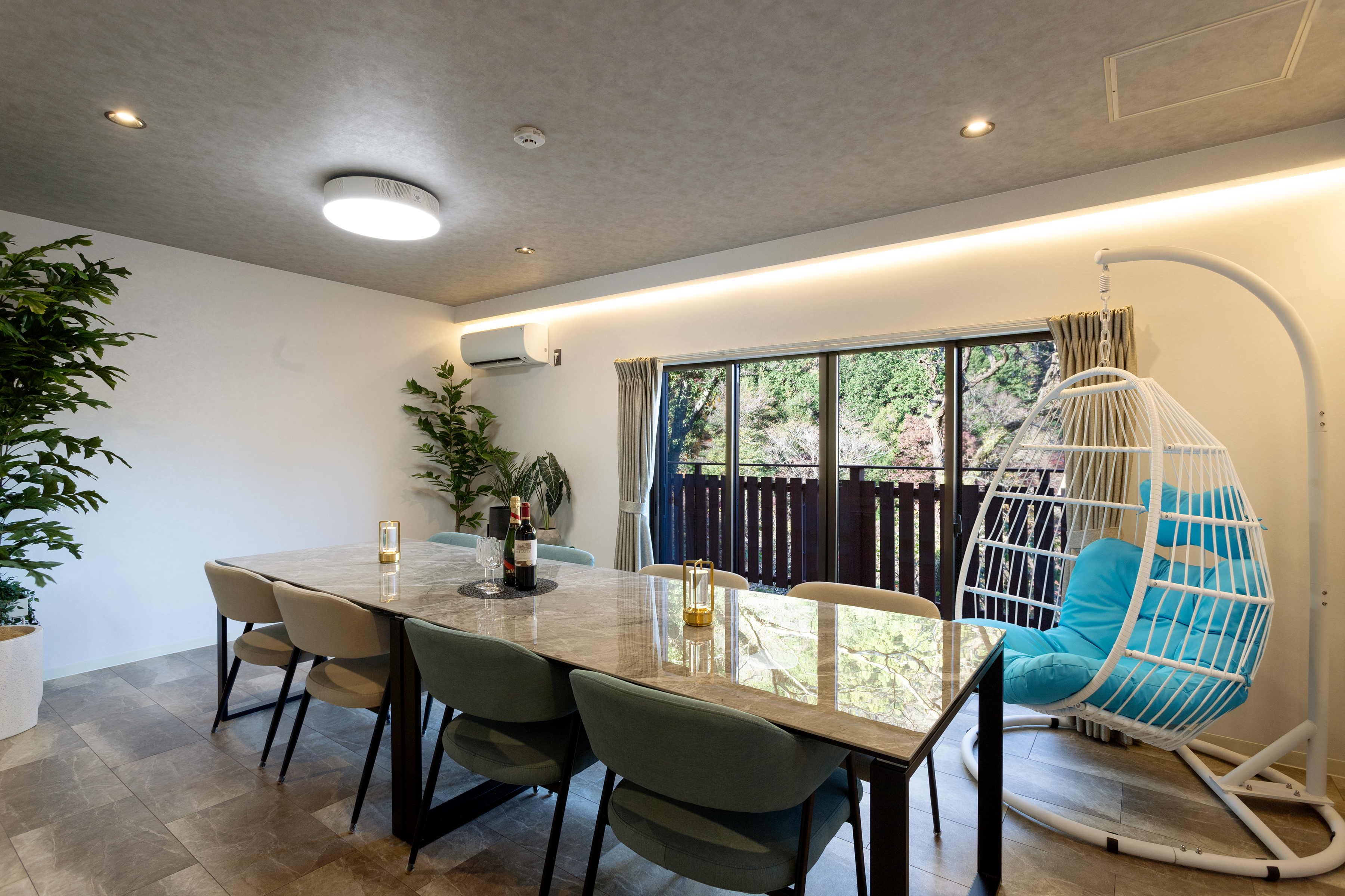 〔WEST〕リビング