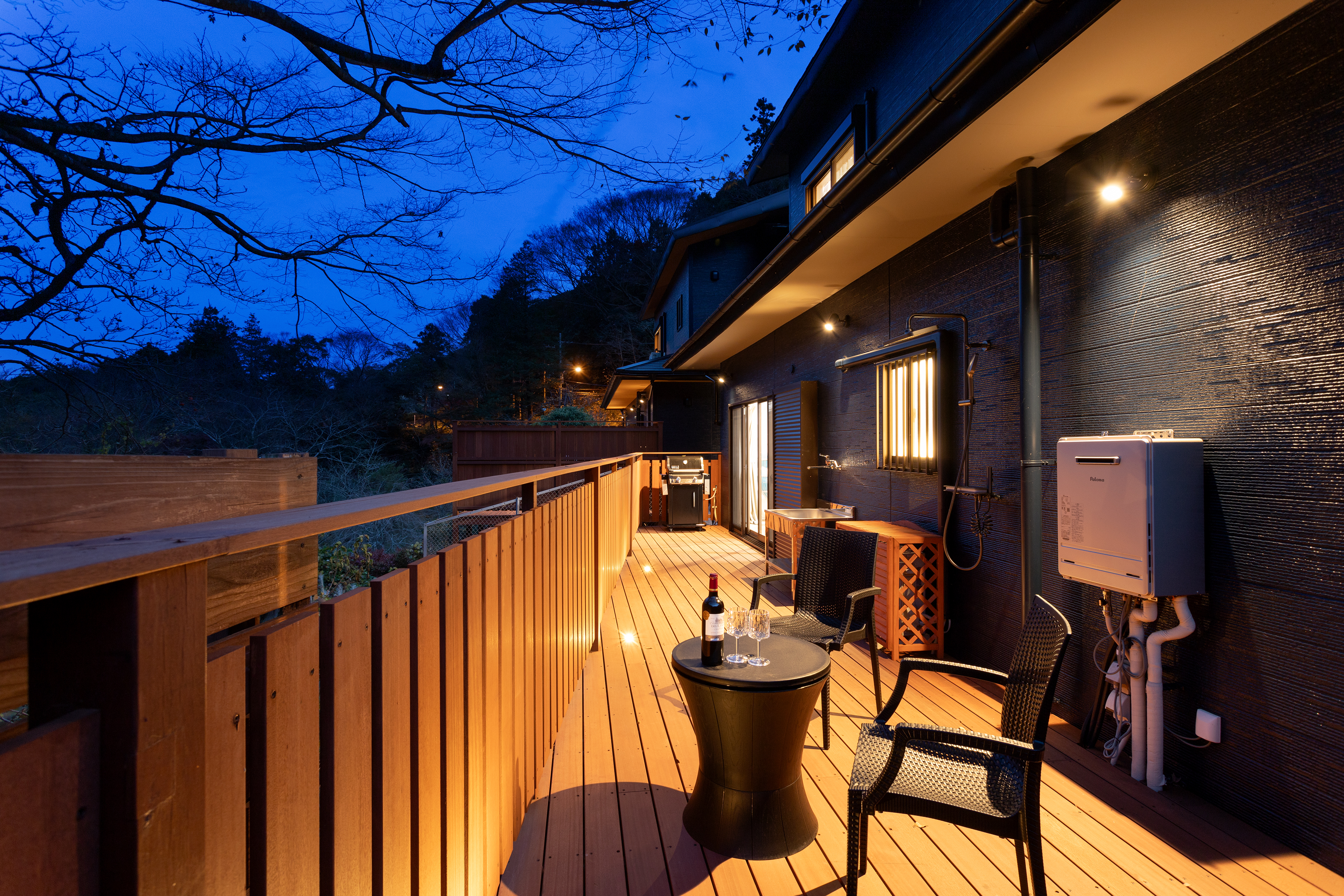 〔WEST〕ウッドデッキ