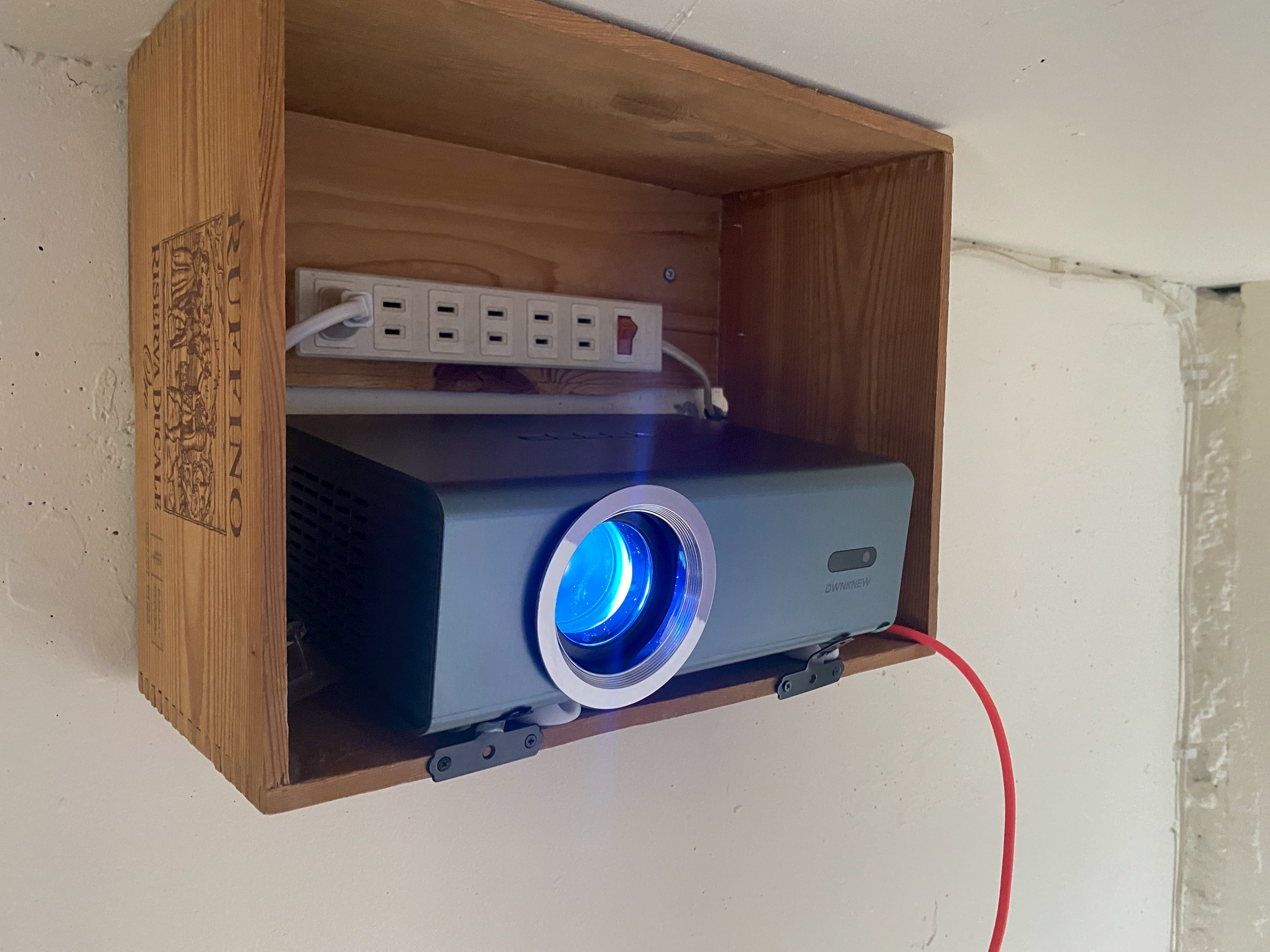 プロジェクター