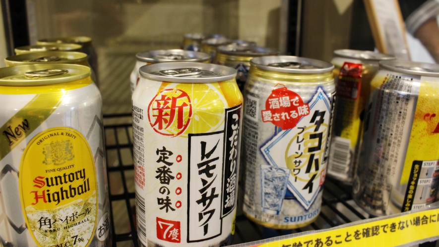 *館内（施設内販売）/ちょっと飲みたくなった時に嬉しいお酒を販売しています