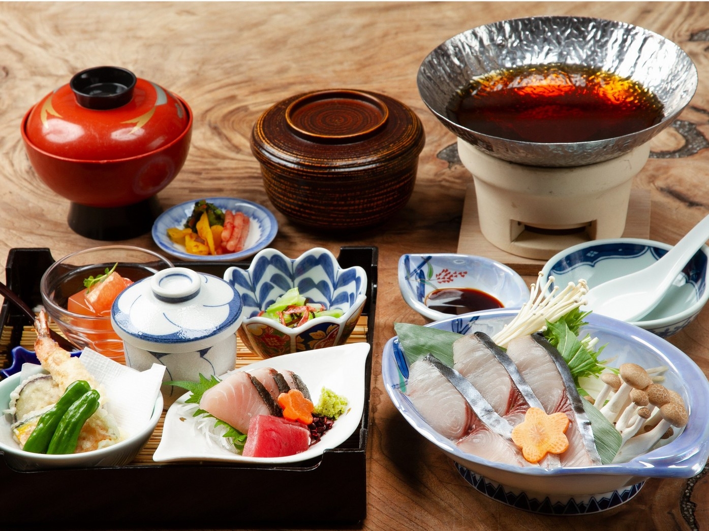 【夕食　定食】　美味しい料理を少しづつ、季節の小鍋定食プラン♪【楽天限定】
