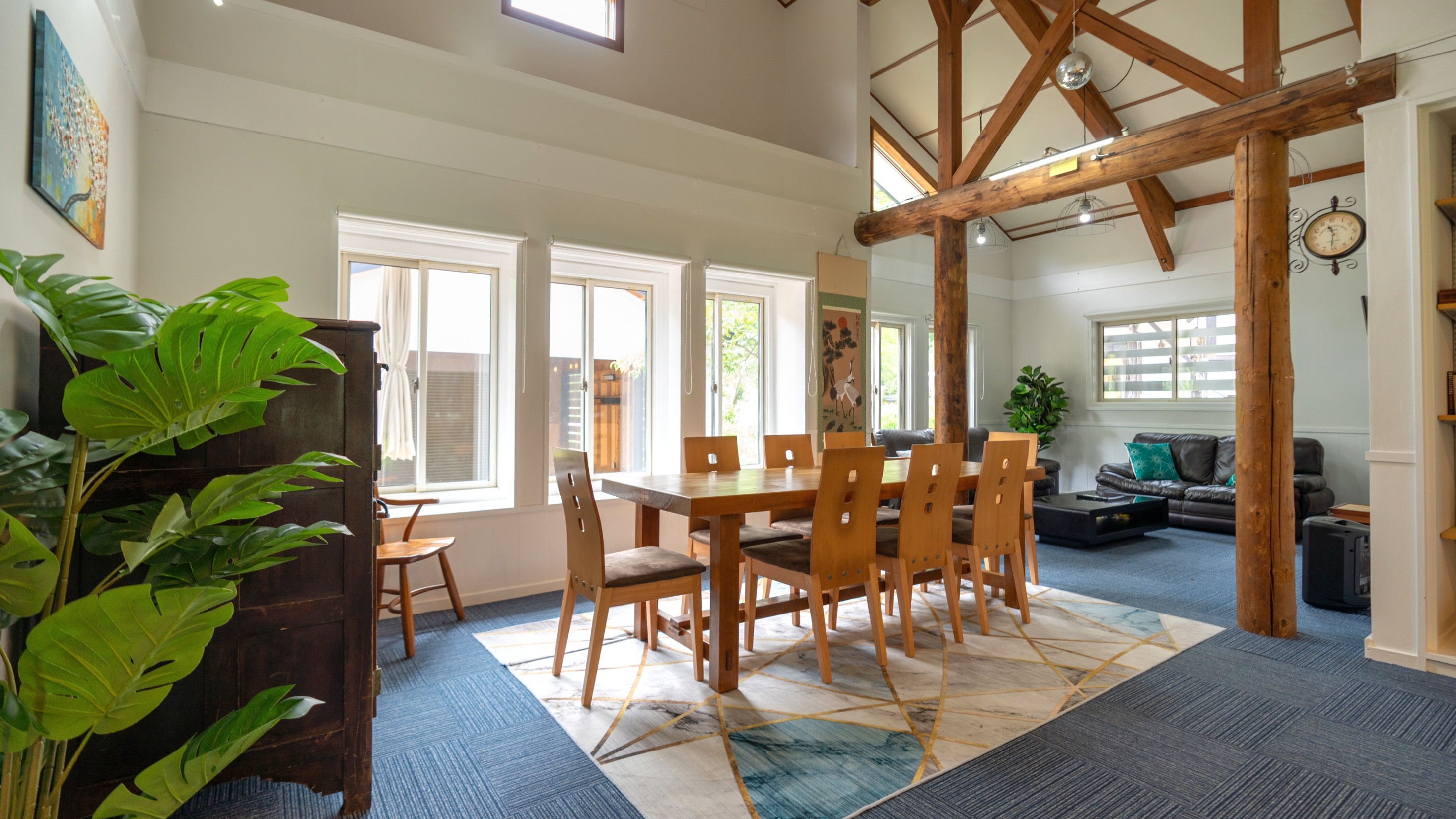 ダイニング＆リビングルーム 