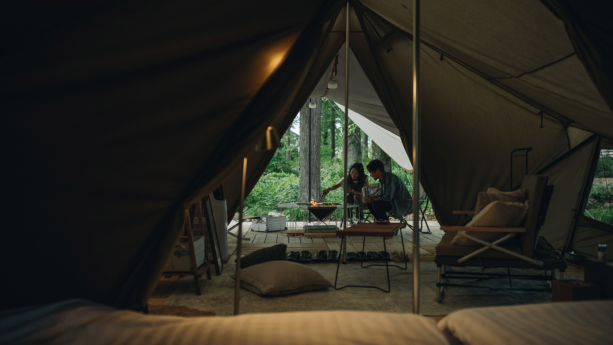 ・【Tent Suite Glamberg】焚火備品を完備。プライベート空間でお楽しみいただけます