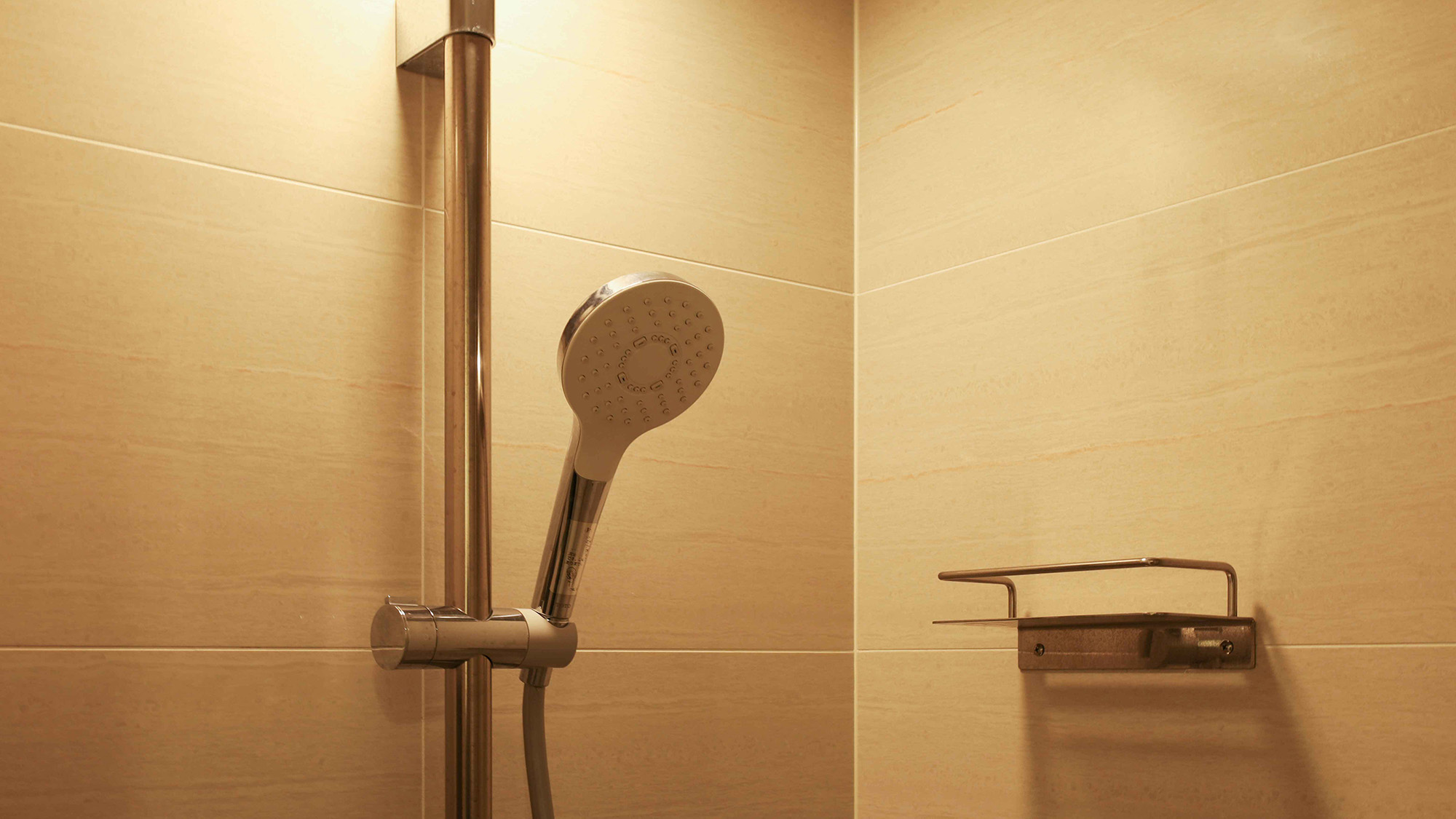 ・【共用シャワー】ご宿泊者のみご利用いただけるシャワールーム