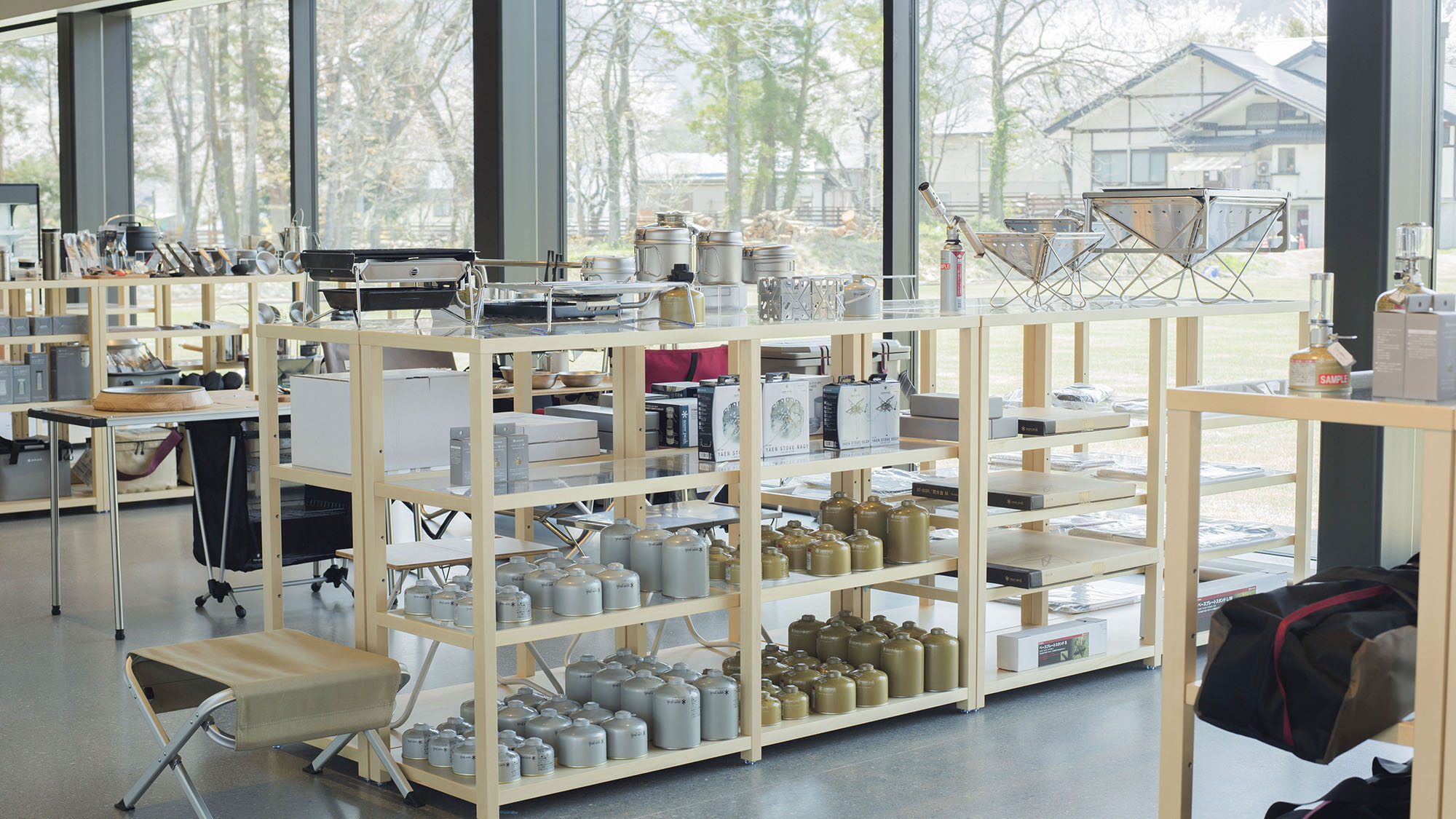 ・【ストア】キャンプ用品は豊富なラインナップ。自然豊かな白馬での野遊びをサポート致します♪