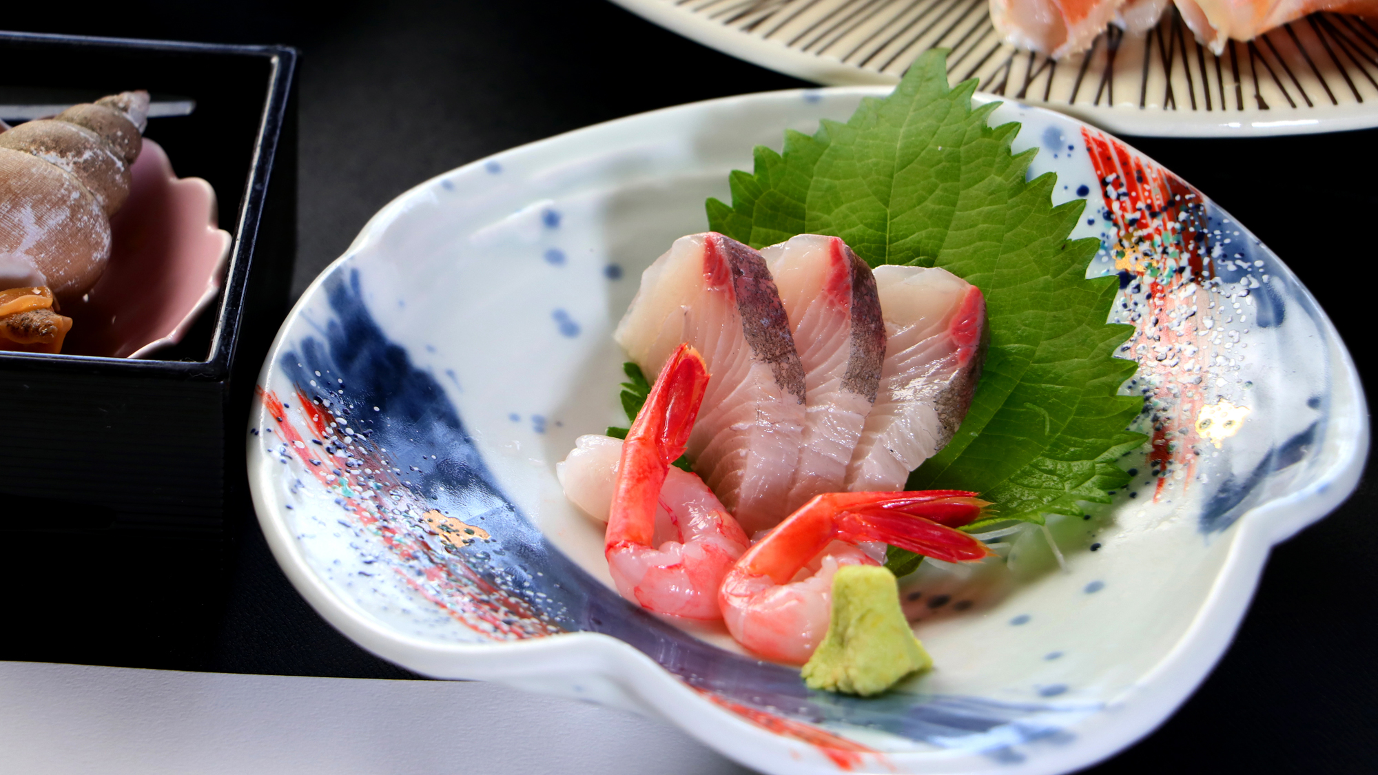 地元で水揚げされた鮮魚