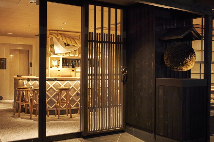 ■外観　エントランス