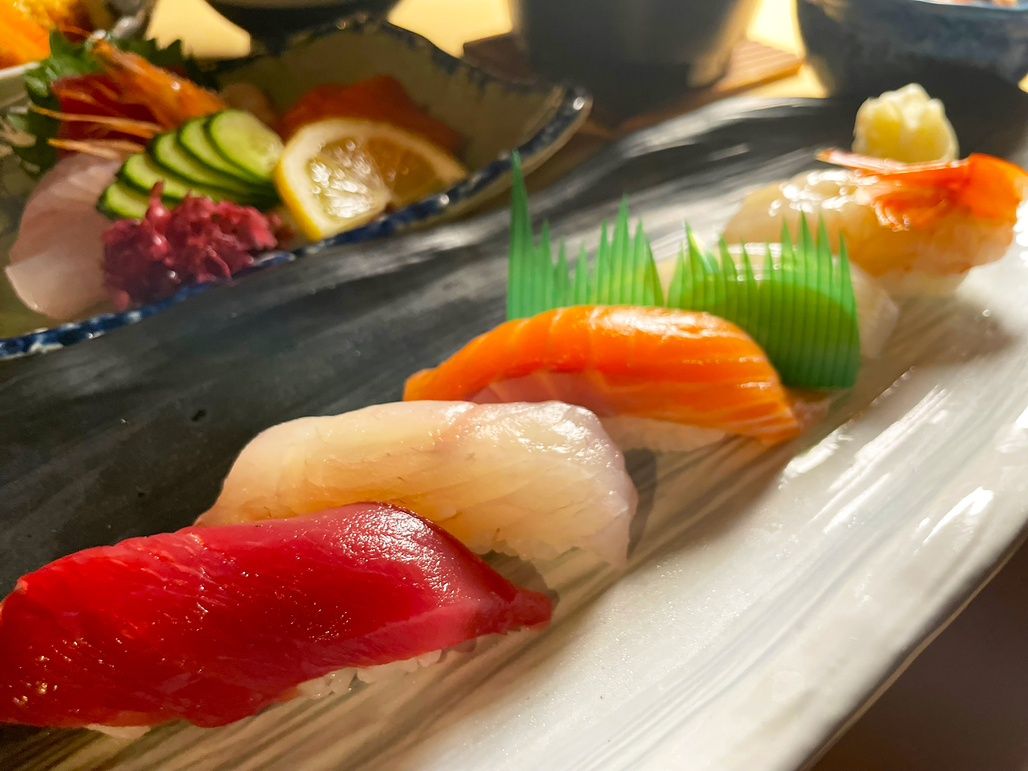 【2食付】★☆★【期間限定】『雪灯り膳』と『朝御膳』お食事＆温泉で満足STAY !《冬季限定プラン》