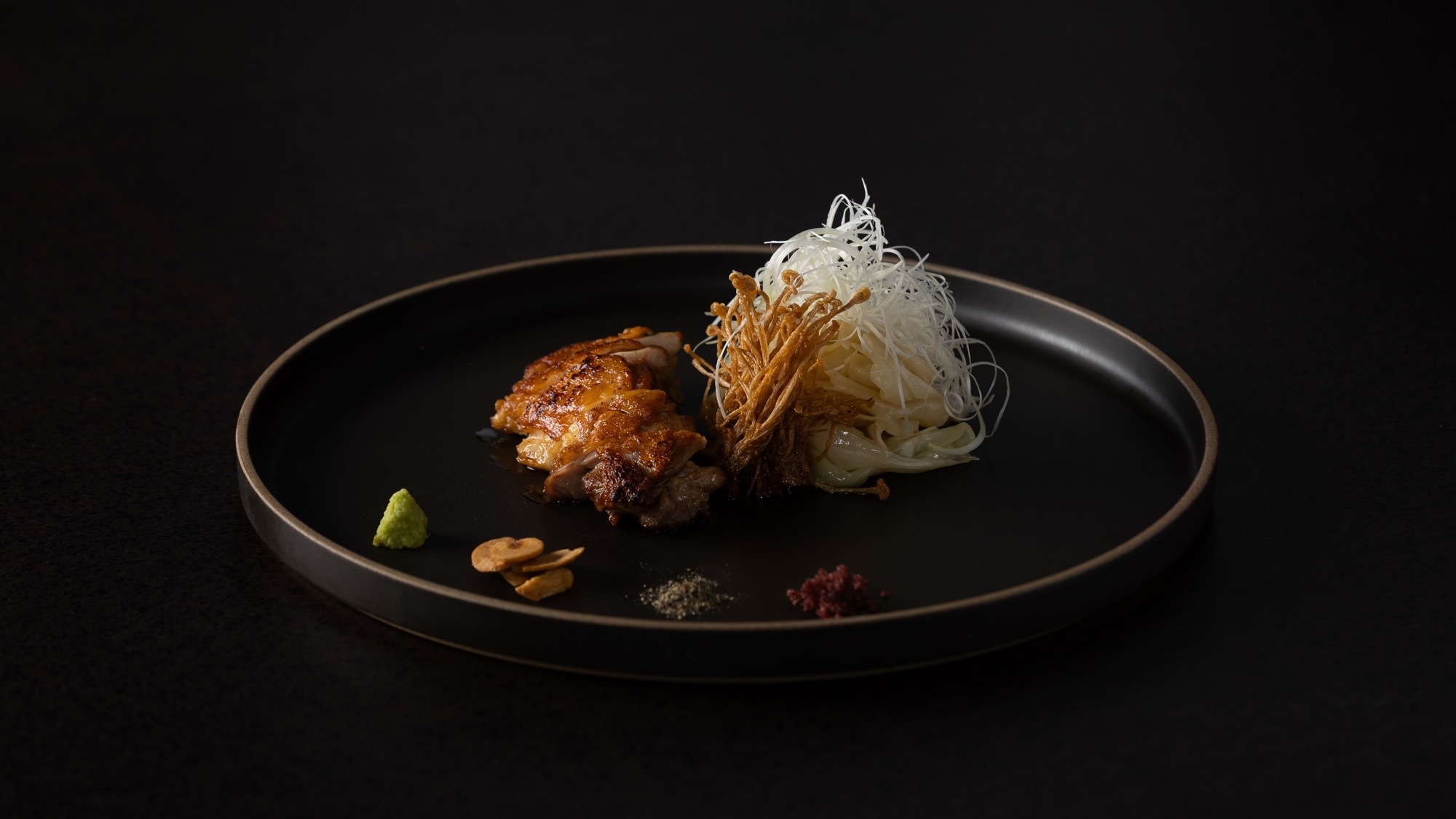 厳選“甲州地鶏”全8品【目の前で焼きたてをご提供】朝食はお部屋へお届け〜全室露天風呂付客室