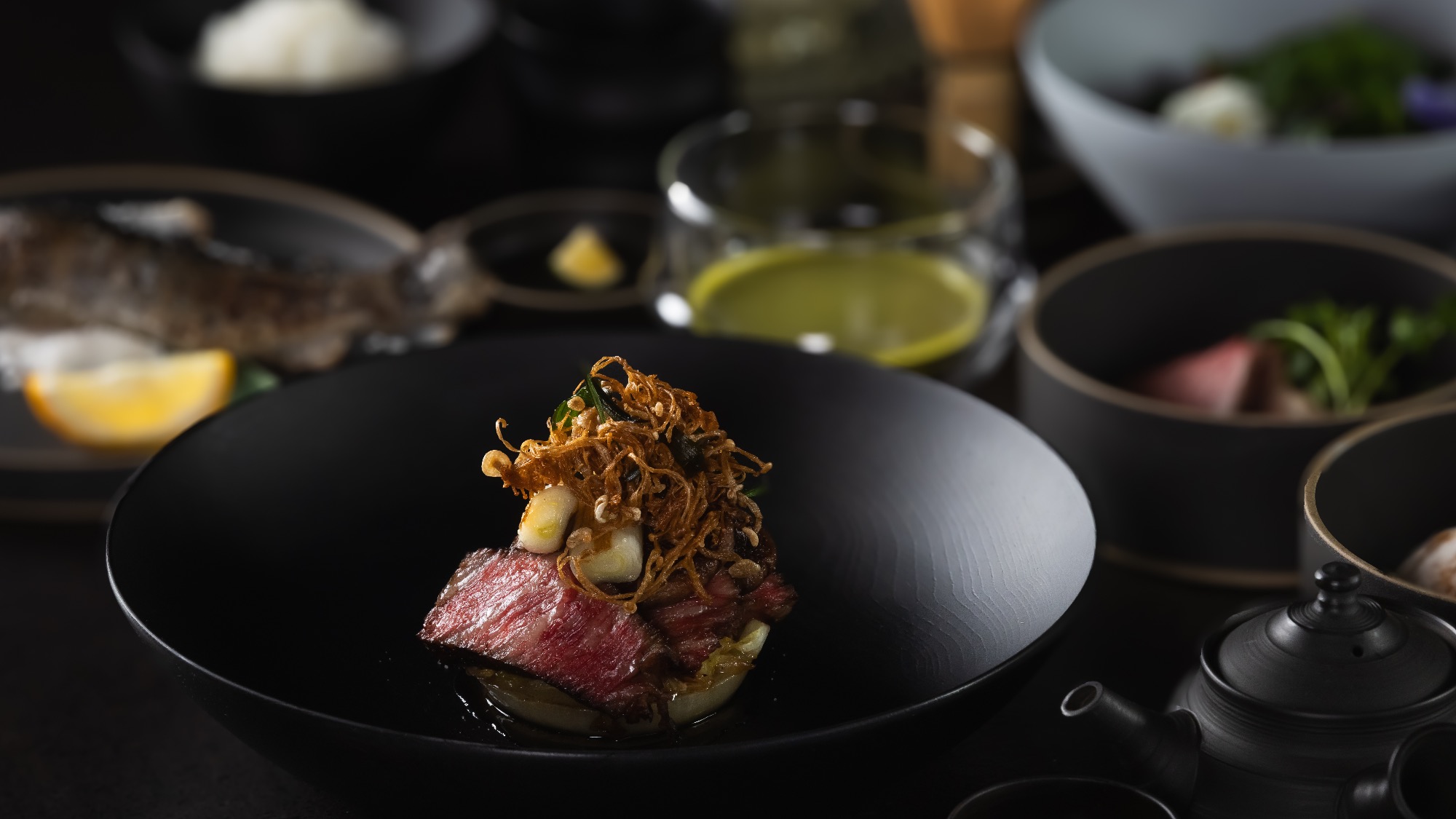 A4～5等級に格付けされた希少な部位を使った新メニュー「すき焼き河口湖スタイル」