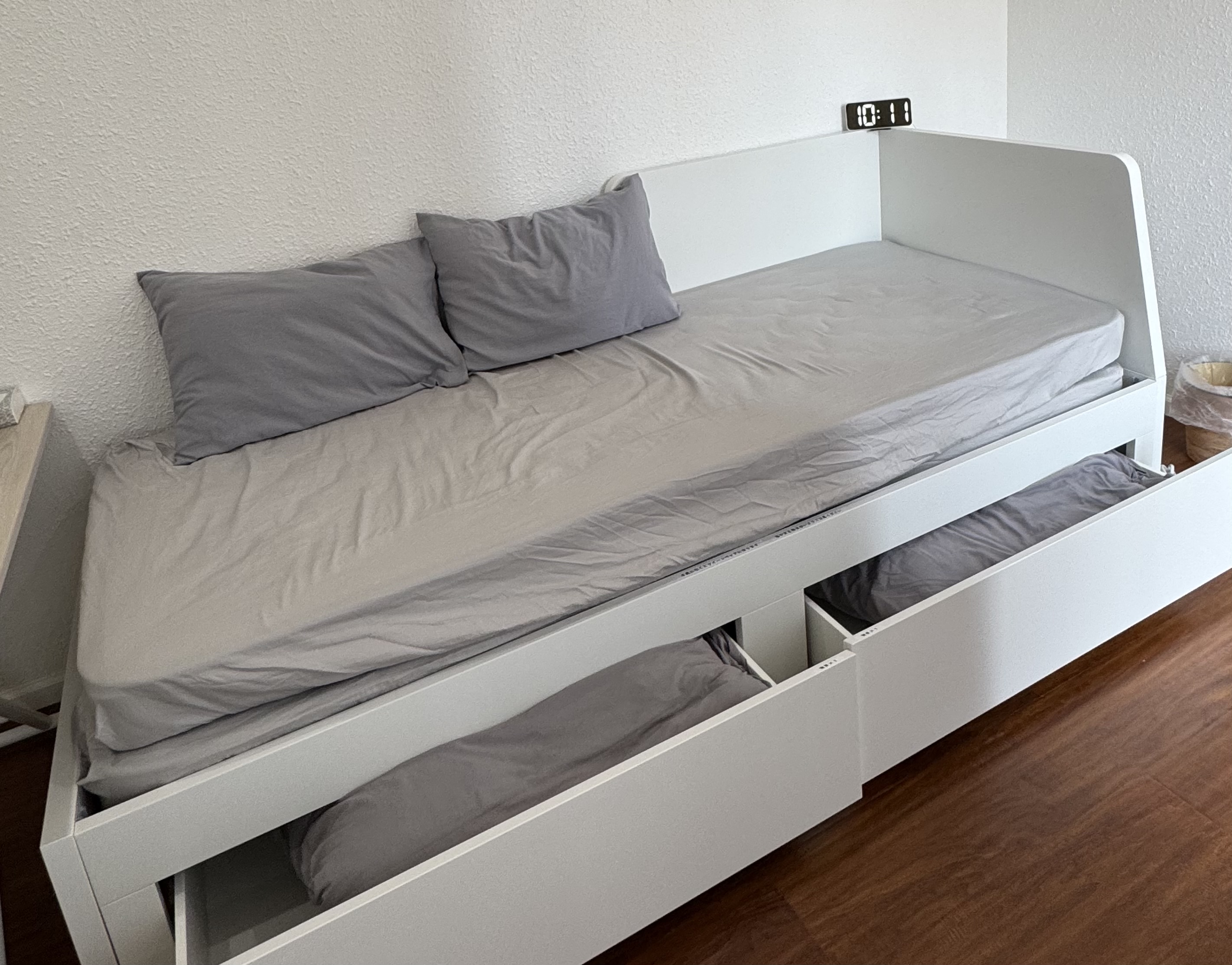 ミニトレーラーハウス　ソファベッド