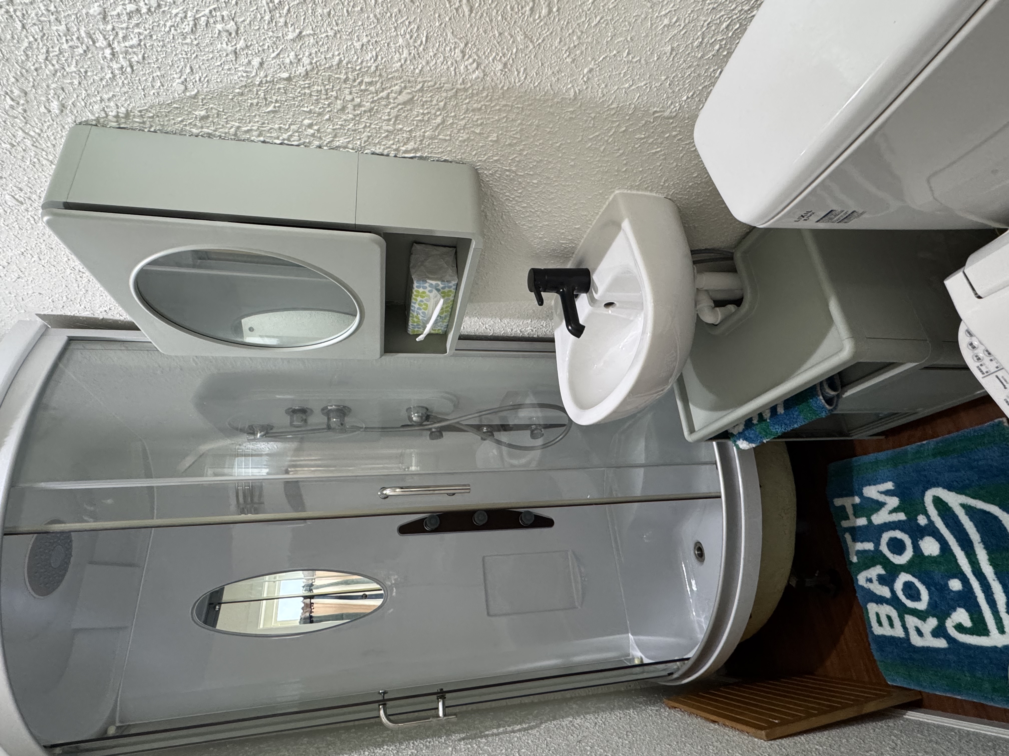 ミニトレーラー　シャワールーム