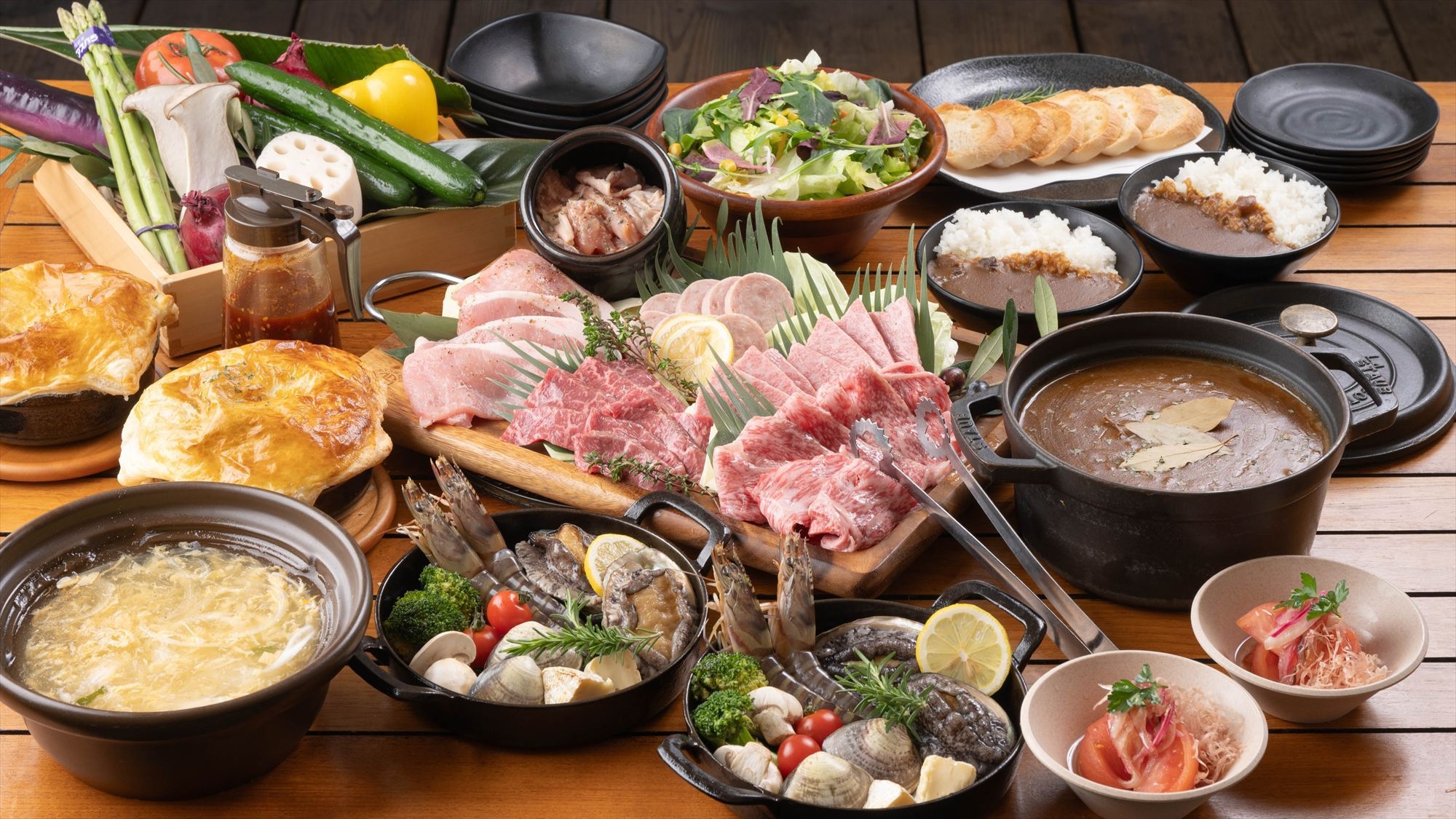 【ワンランクUP・BBQ】＜期間限定＞海辺のオープンデッキでこだわりお肉を堪能！シーサイド特選BBQ