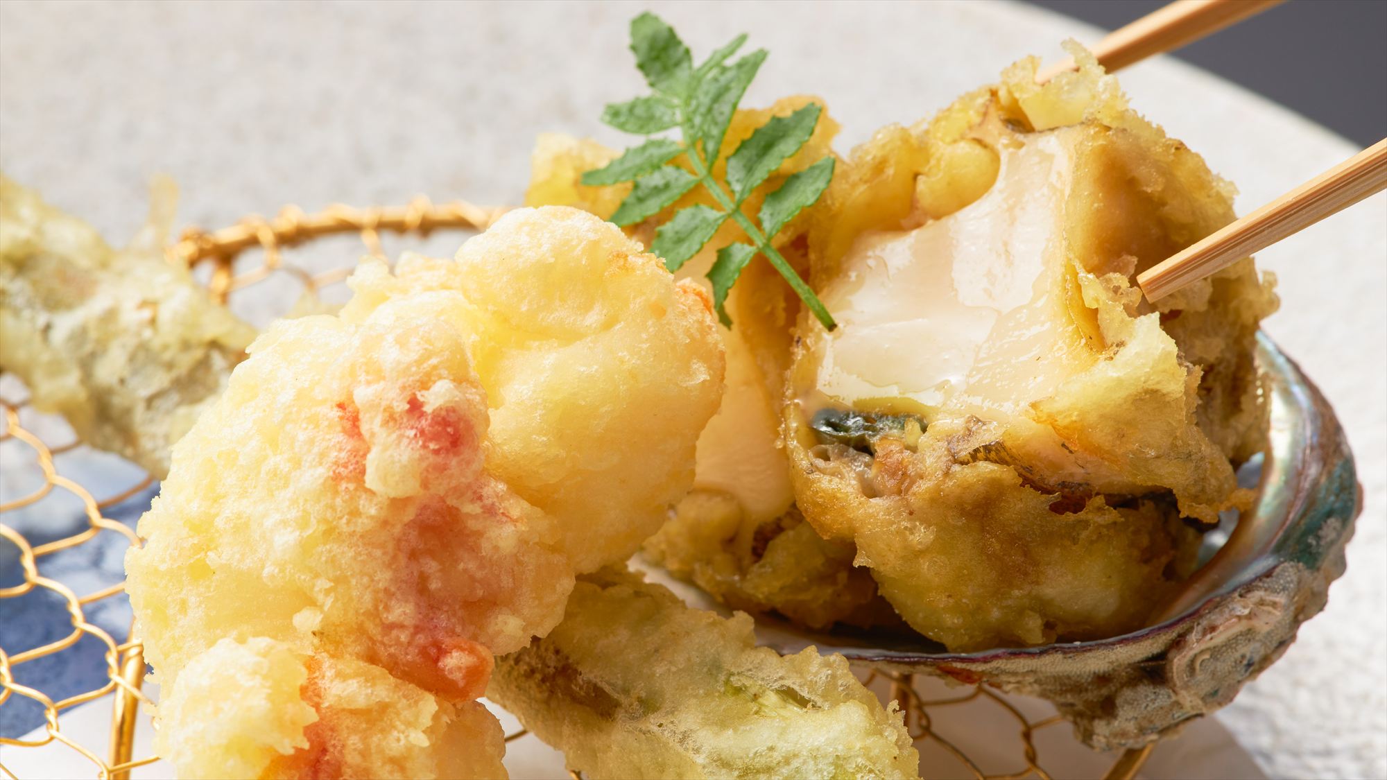 2026春のうららか特選会席　伊勢海老と鮑の天ぷら