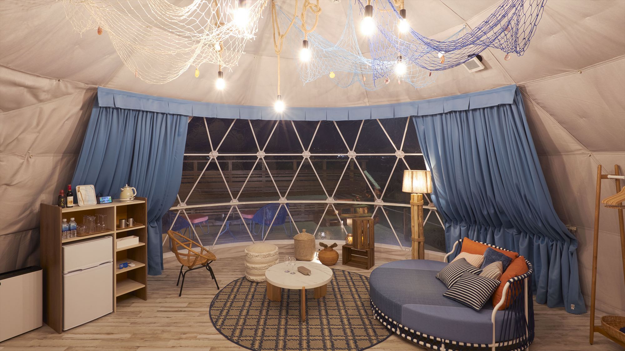 GRAX terrace/夕暮れの刻一刻と変化する海の景色を眺めながら穏やかな時間を。