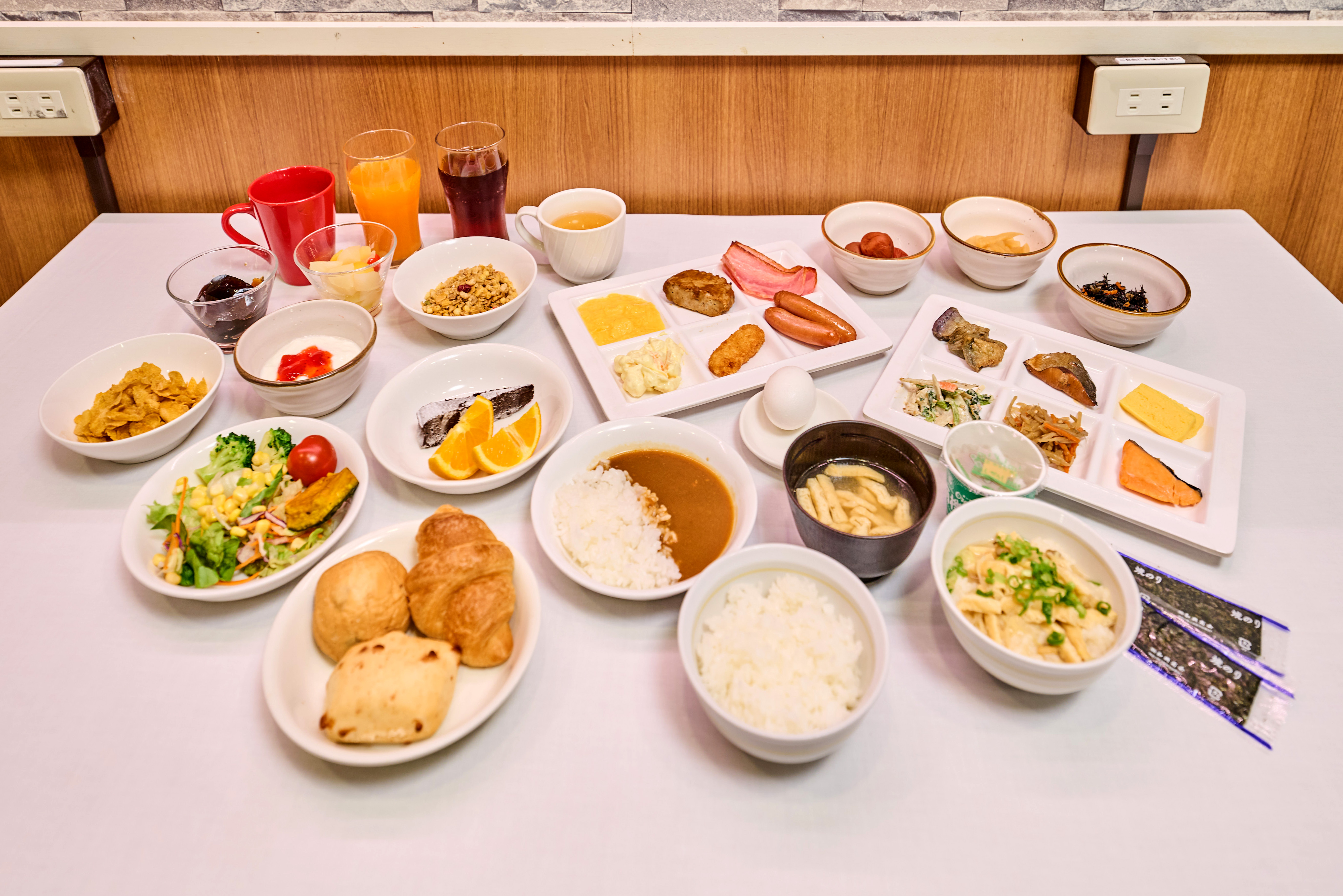 朝食ビュッフェ