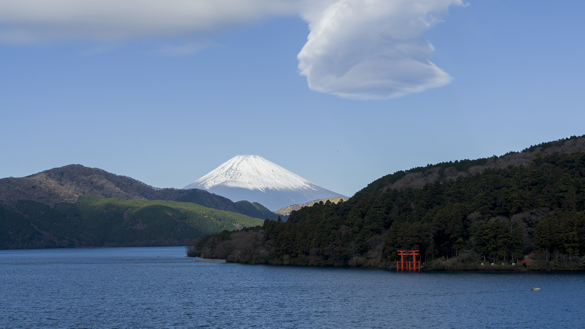 ・【景観（イメージ）】テラスから芦ノ湖、富士山を望める好立地