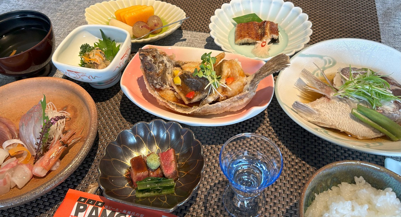 【不動の人気NO.1】『骨までバリっとカレイのまるごとから揚げ＆厳選お造り』若狭のあじわいプラン