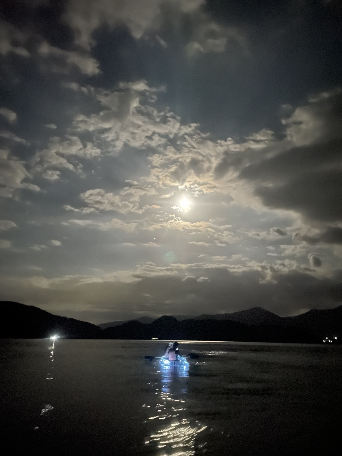 【水月湖星空カヤック】湖の真ん中で満天の星にかこまれる体験を　ナイトカヤック2時間コース