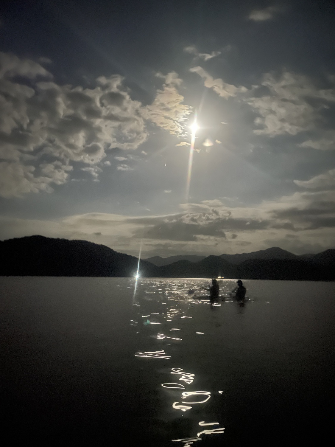 【水月湖星空カヤック】湖の真ん中で満天の星にかこまれる体験を　ナイトカヤック2時間コース