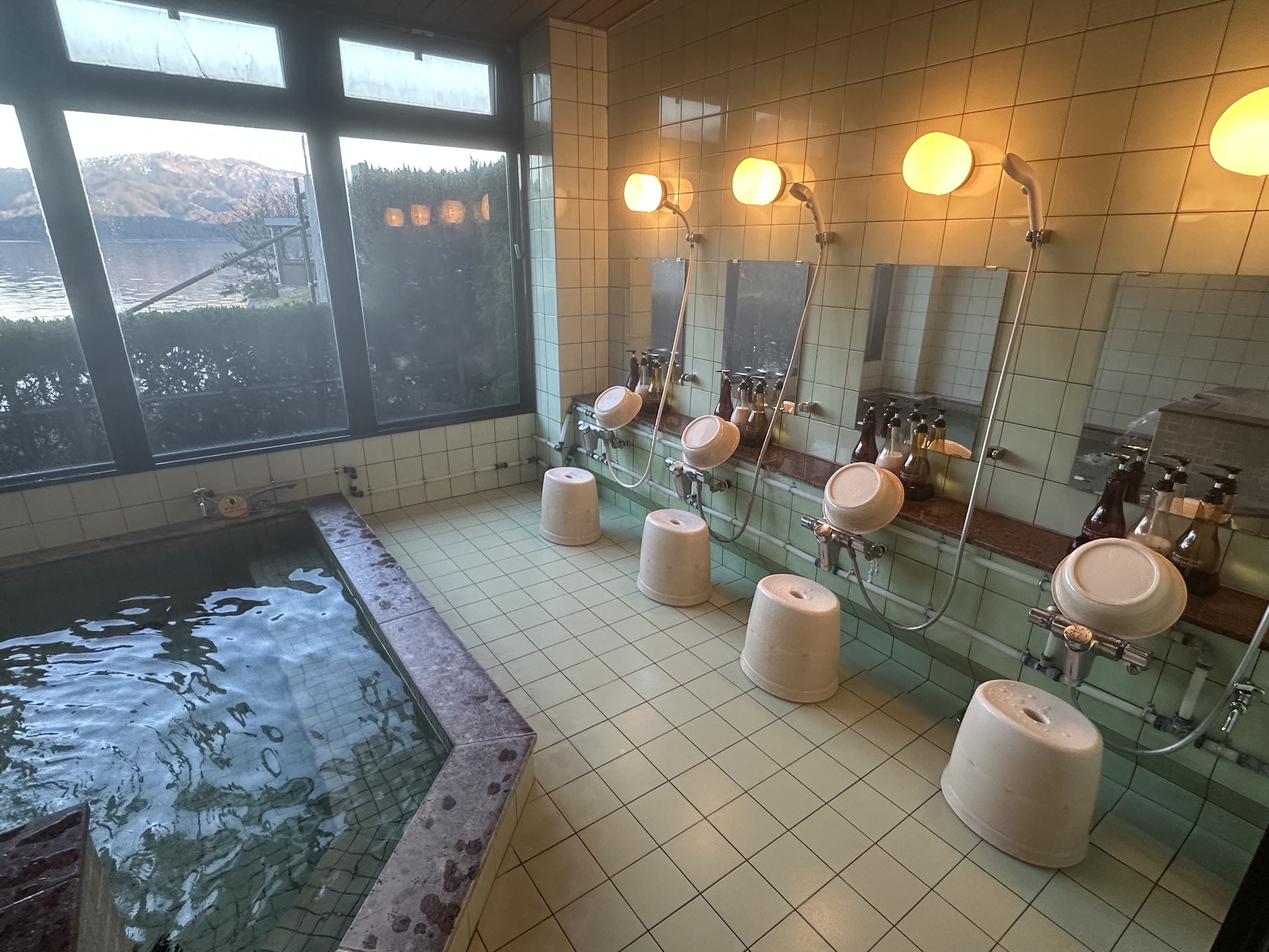 男湯