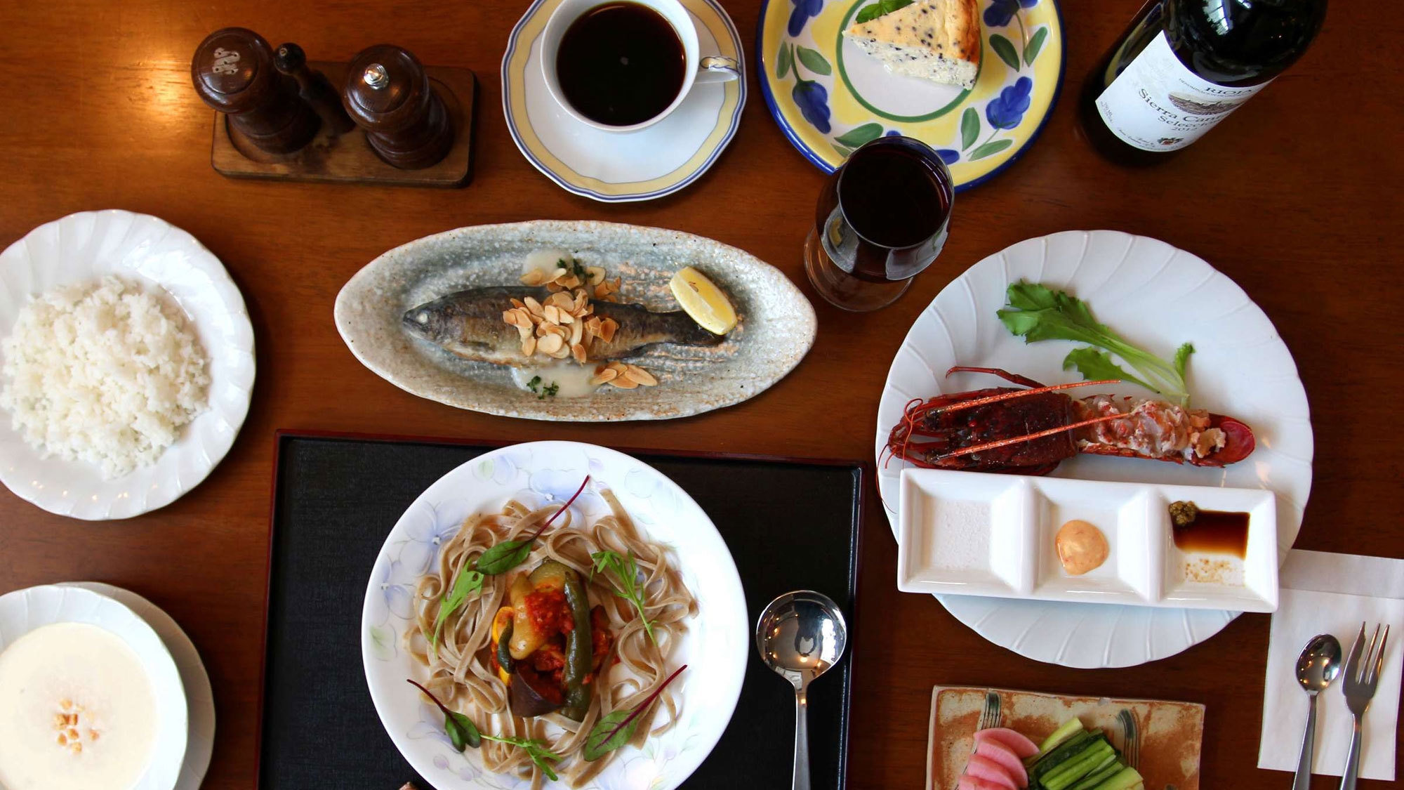 【1泊2食/秋限定】日帰り温泉の入浴券付き！夕食は信州牛or伊勢海老のメインが選べるフルコース