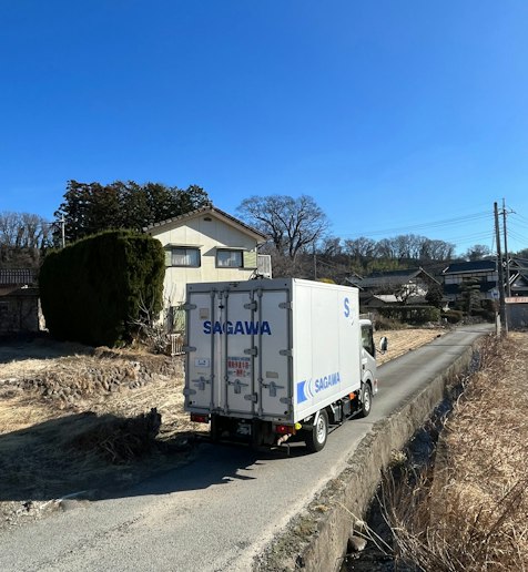 駐車場迄の30mは道幅2.3m狭いです