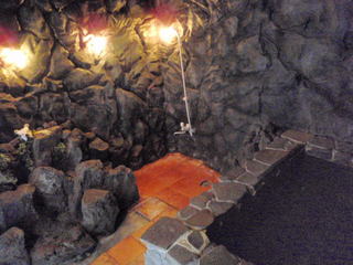 洞窟風露天風呂