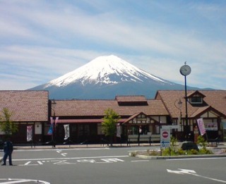 富士急行「河口湖　駅」
