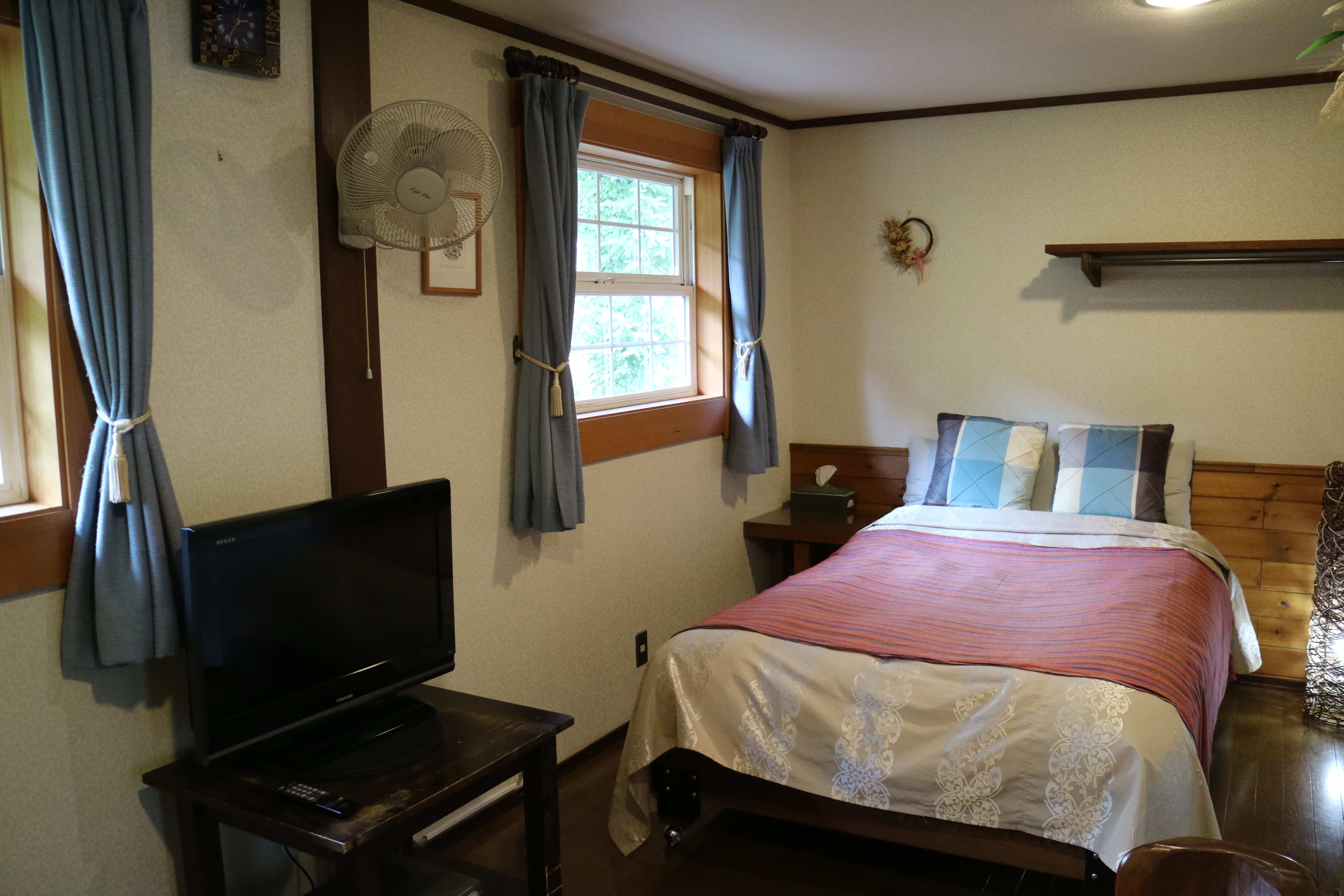 本館ダブルベットルーム