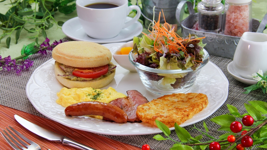 #朝食は好きなメニューを選べるスタイル♪選べる朝食　ホットマフィンVer.