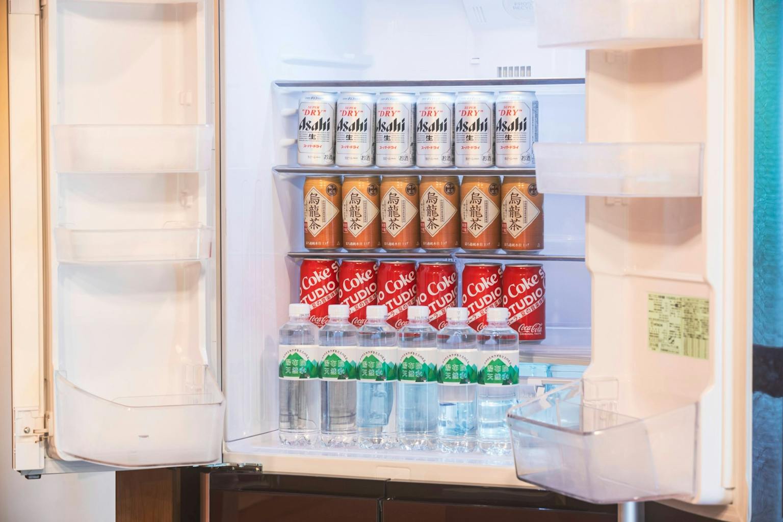 無料の冷蔵庫飲料をご用意しております