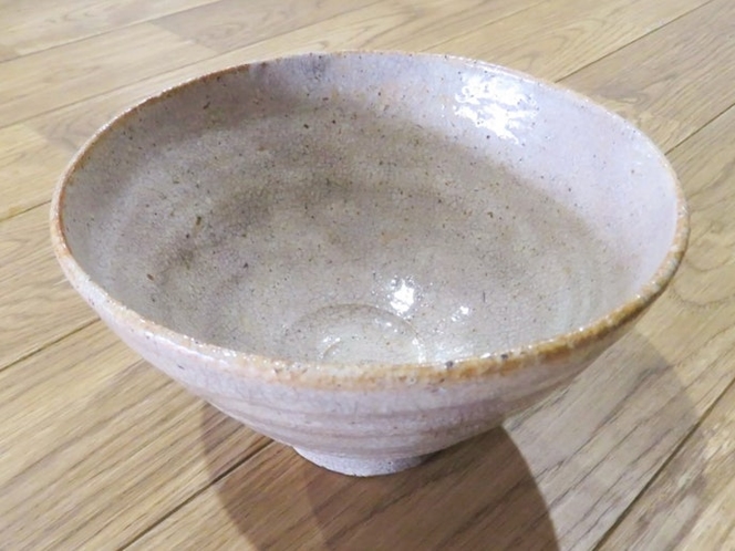 ・【萩焼の茶碗】400年前の初代坂高麗左衛門の萩焼で頂く抹茶は格別です（有料）
