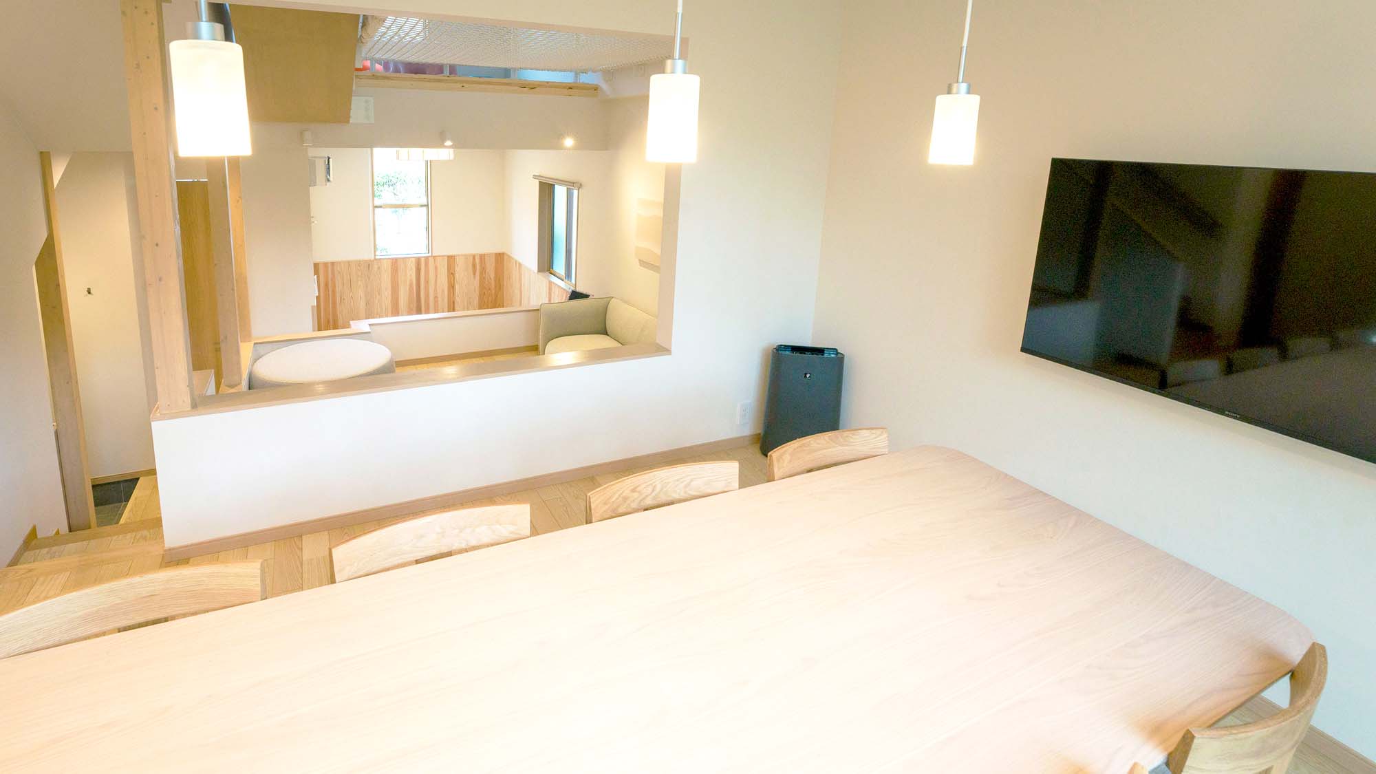 【Cタイプ：スキップフロア（リビングダイニング）】非日常的な住空間を体感！