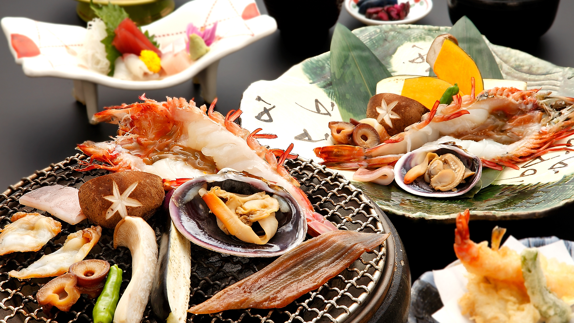 【昼食】『海鮮炭火焼き会席・扇』こおばしい香りが食欲をそそります！