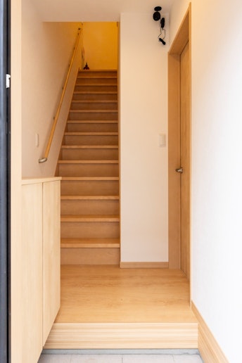 玄関・階段