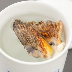 【ふぐフルコース】とらふぐひれ酒　一例