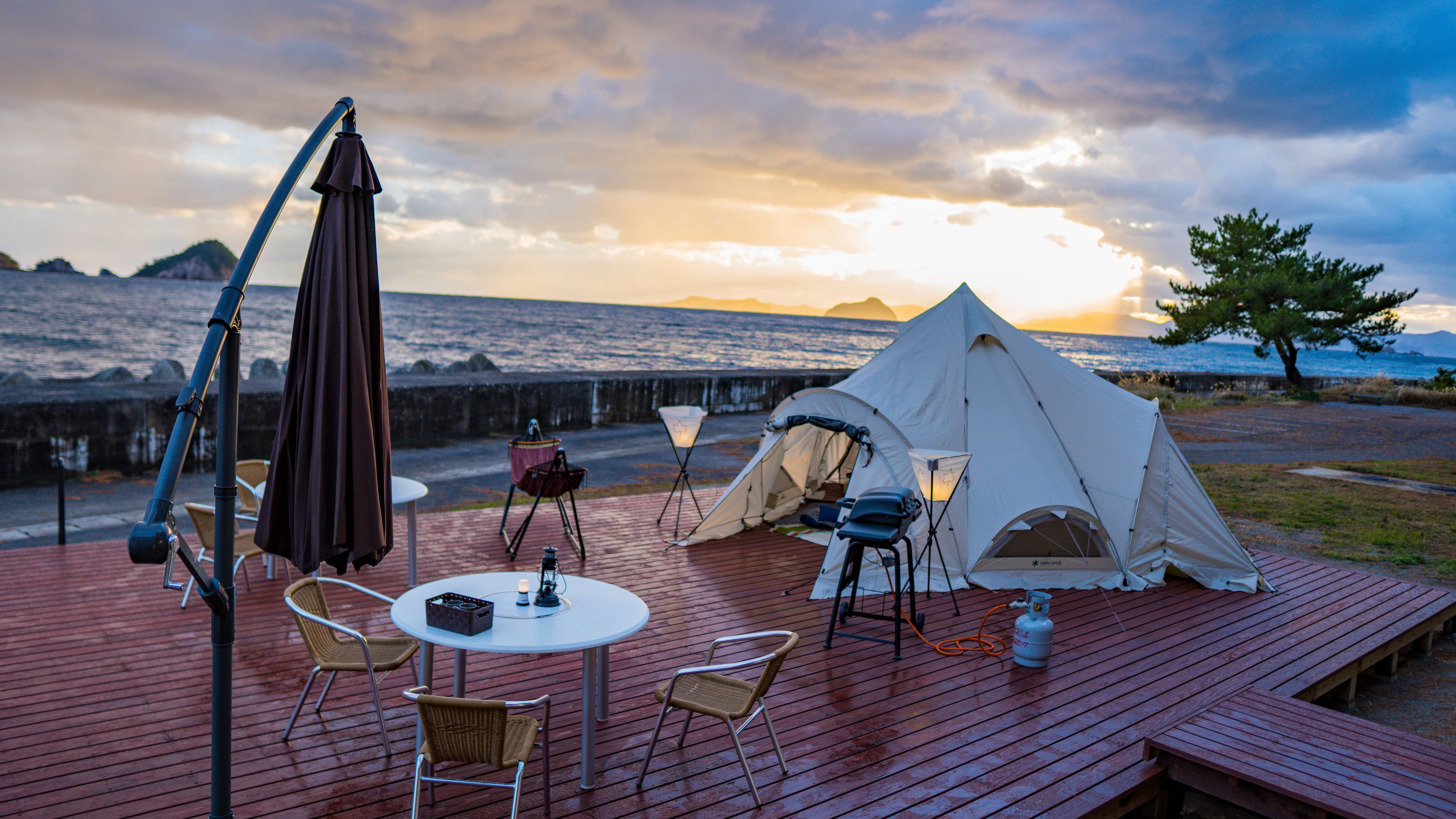 最高のロケーションでグランピング！