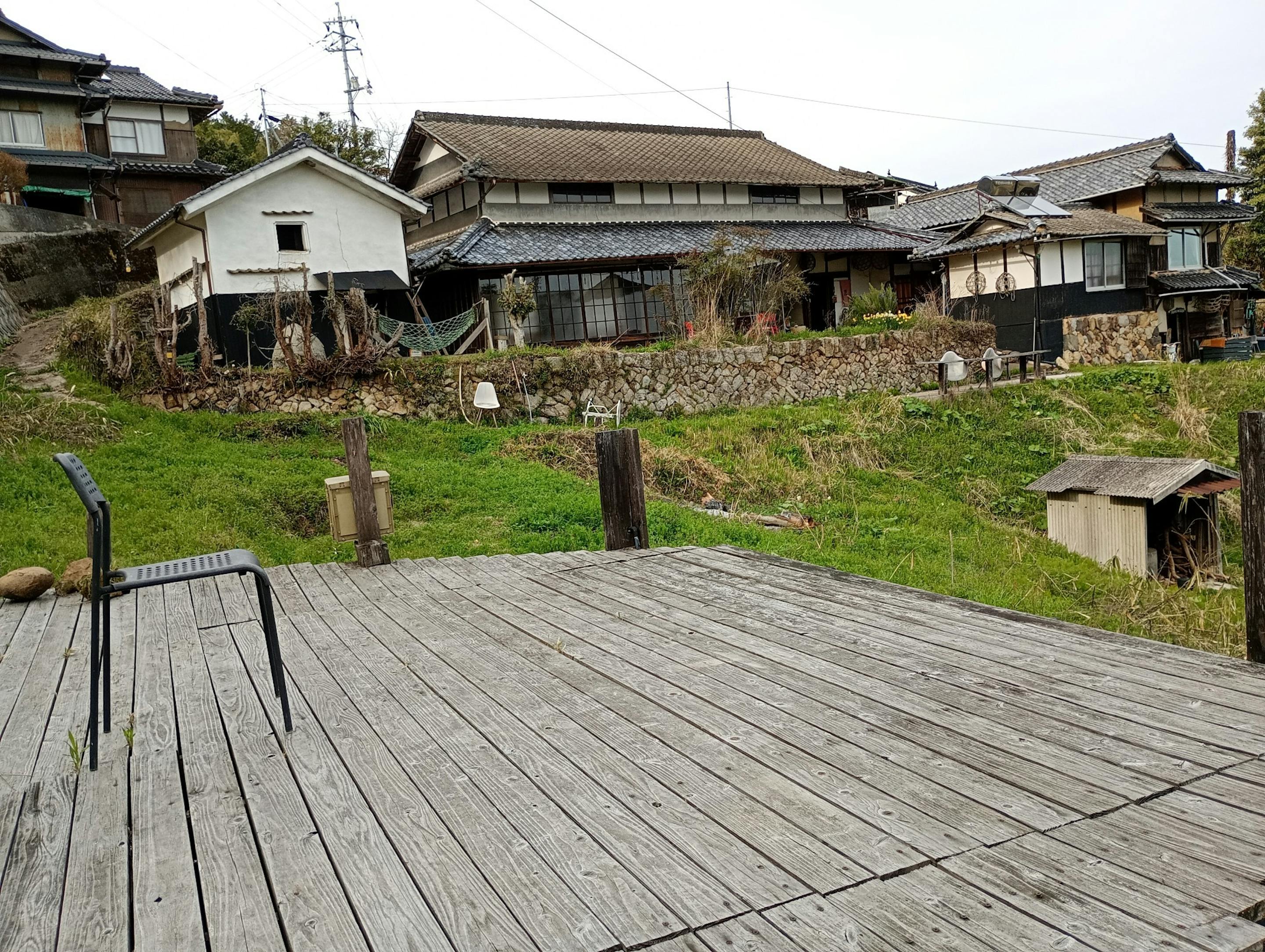 ウッドデッキからの全景