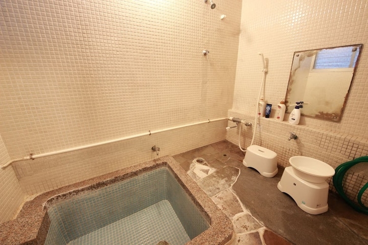 室内風呂 Indoor Bath